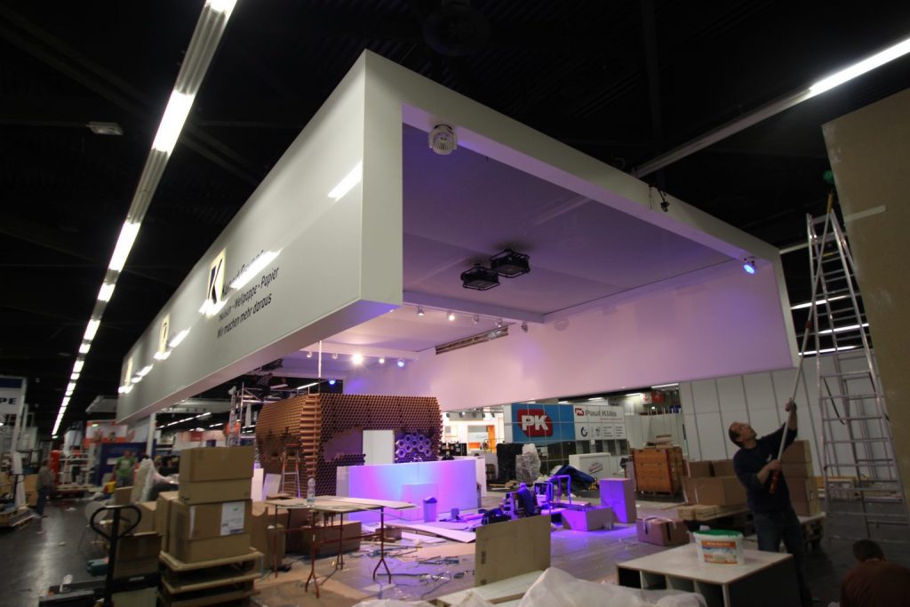 Lackspanndecken weiss Messe Stand